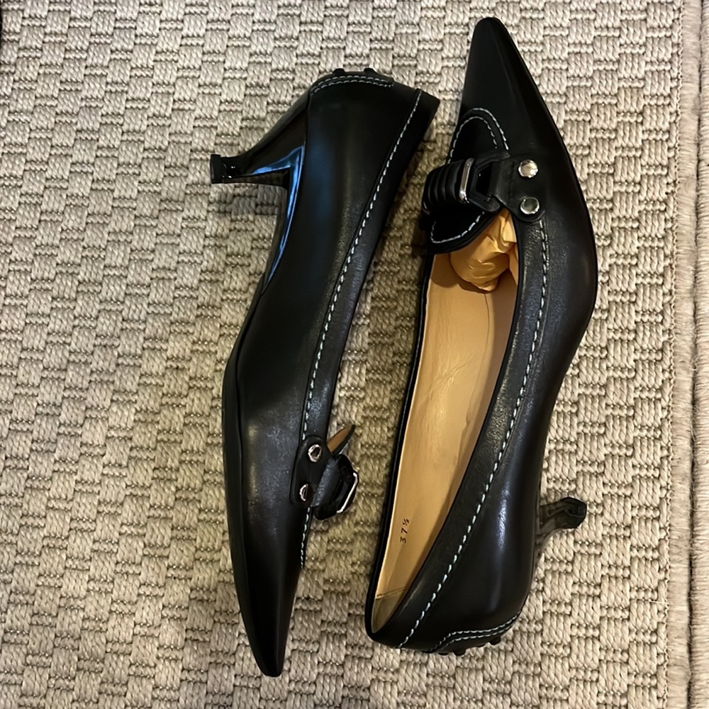 TOD’S Leather Dress Shoes - Picture 3 of 9